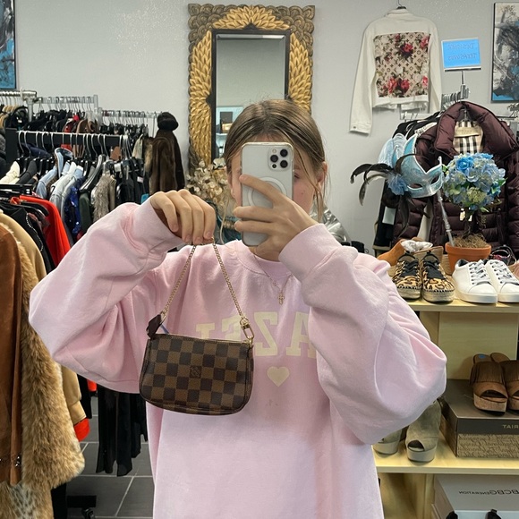 2021 Louis Vuitton Damier Ebene Mini Pochette - Picture 3 of 3